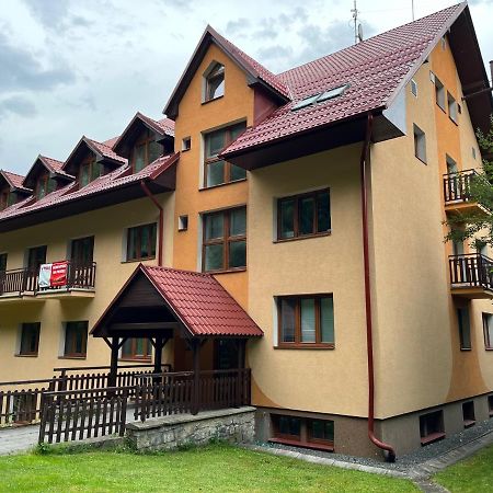 Apartman Kinali Horni Lipova Exterior photo