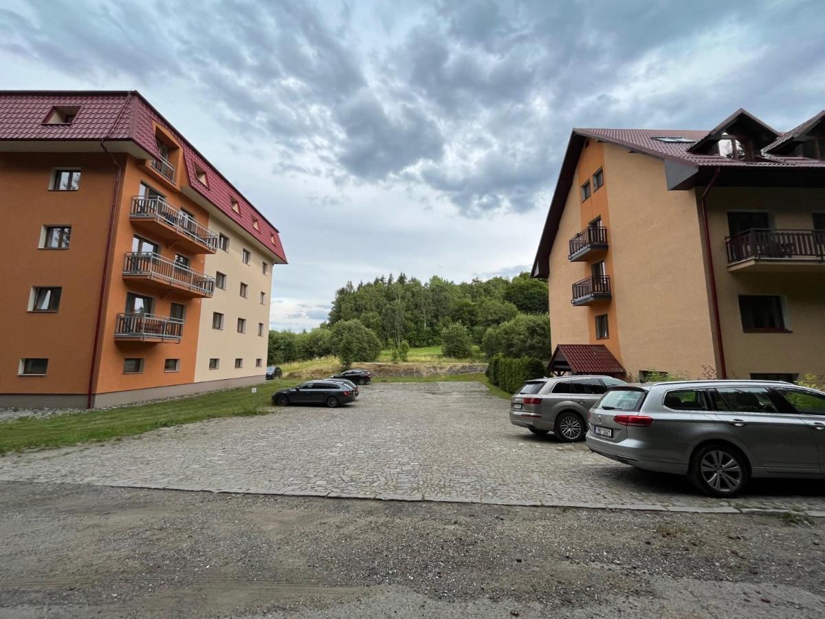 Apartman Kinali Horni Lipova Exterior photo